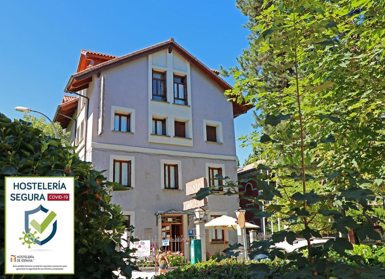 Hotel Conde Aznar Jaca Exterior foto