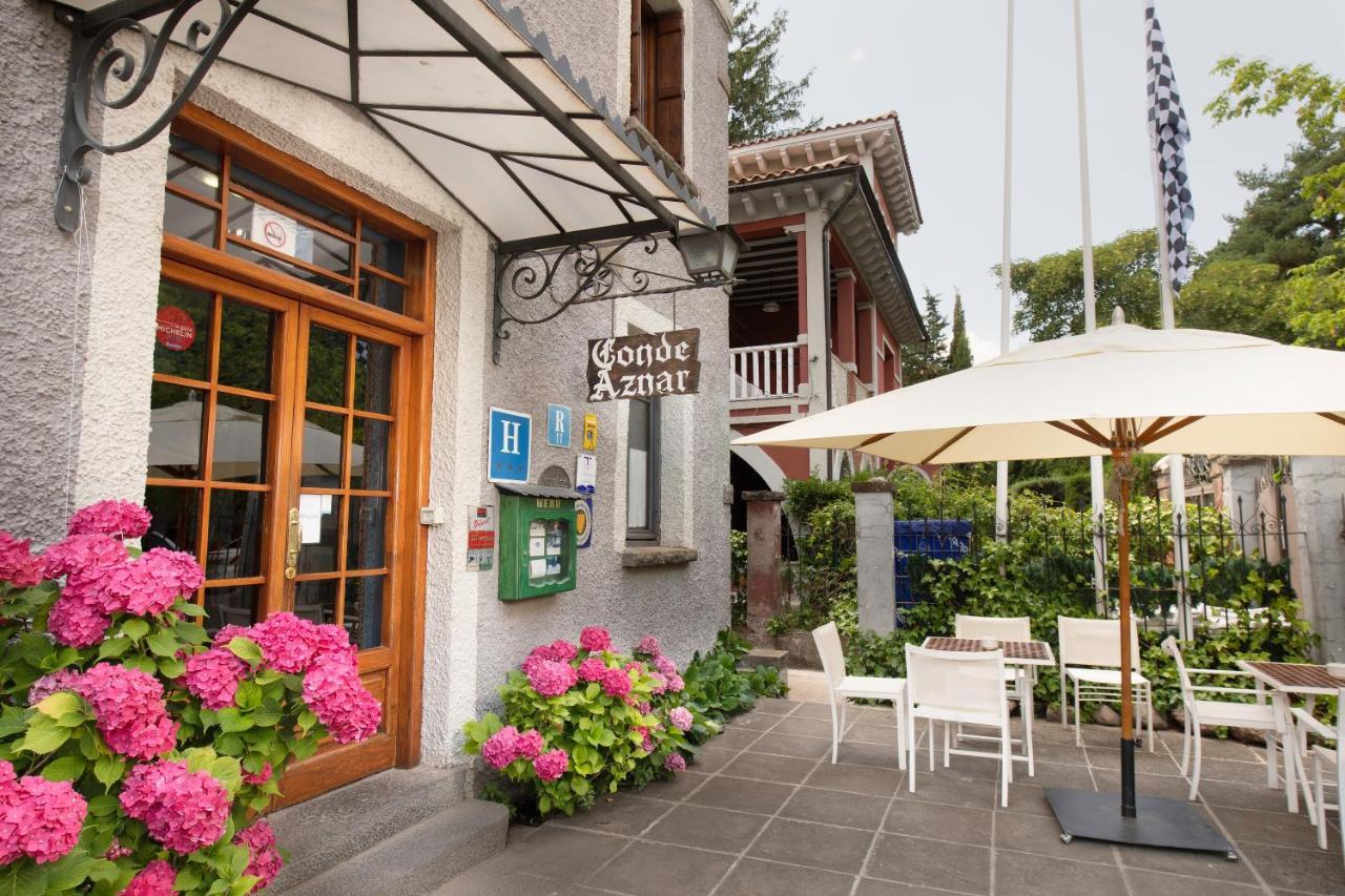 Hotel Conde Aznar Jaca Exterior foto